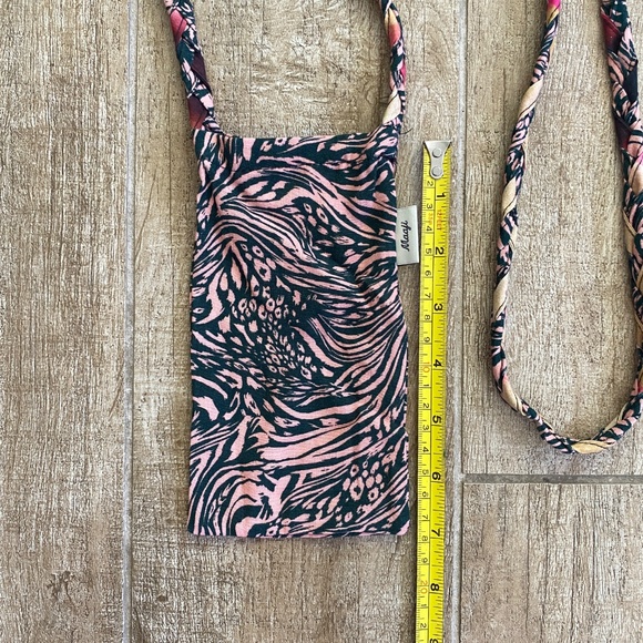 Maaji Phone Crossbody - Picture 5 of 5